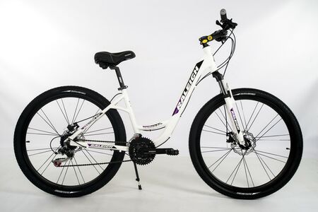 Bicicleta Raleigh Venture 3.0 - Talle 18"-M - Blanco - Cuadro de aluminio - Frenos a discos mecanicos - 21 Vel. - Rodado 27.5"