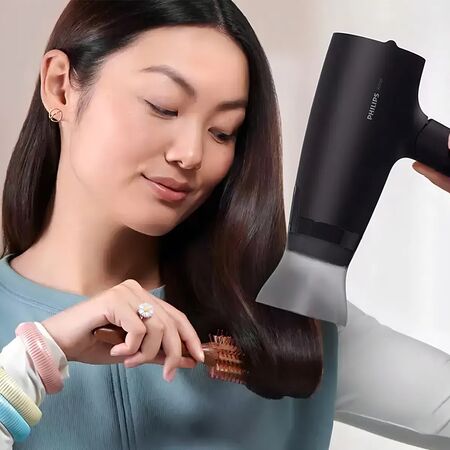 Secador De Pelo Plegable Philips Thermoprotect Bhd308/10 Color Negro