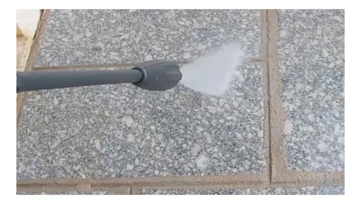 Hidrolavadora eléctrica Kärcher K2 Basic Black negra de 1200W con 11MPa de presión máxima - 50Hz/60Hz - Vista 2