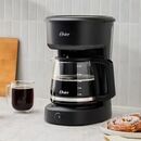 Cafetera De Filtro Oster Dcs121b 12 Tazas Negra - Miniatura 2