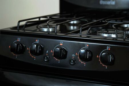 Cocina Escorial PALACE CRISTAL BLACK Gas Envasado Luz Encendido